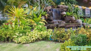 thac nuoc phong thuy ngoai troi 1