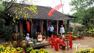 trang tri san vuon ngay tet 1